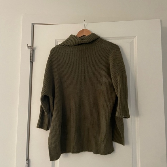 Mersea Chalet Cowl Neck Sweater Olive Ribbed Cozy - Picture 9 of 10